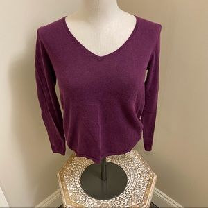 Old Navy V-Neck Sweater